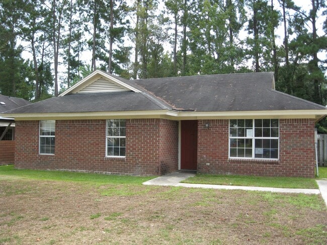 Building Photo - 133 Bordeaux Ln Rental