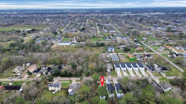 Photo - 6004 Wedgefield St