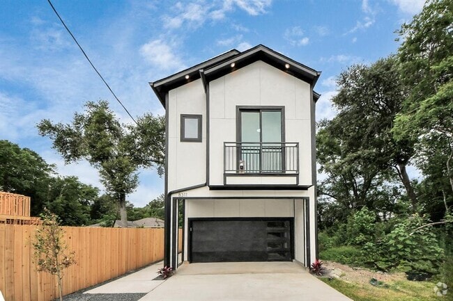 Building Photo - 8311 Venus St Rental