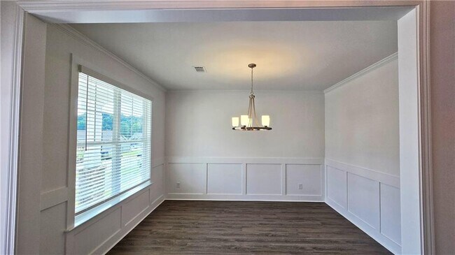 7372 Rocklin Ln