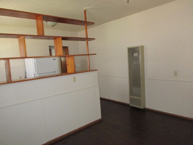 Photo - 1 bedroom duplex Across St.from SWOSU