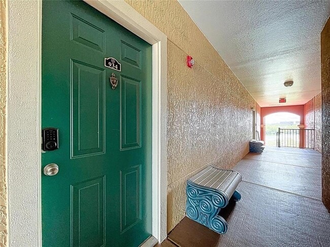 Photo - 2731 Via Capri Unidad 934