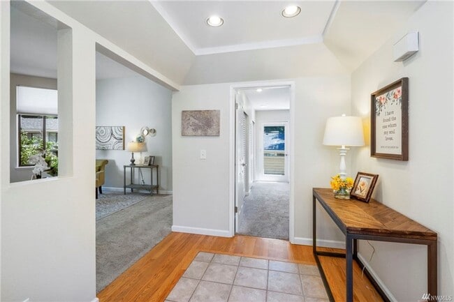 Photo - 9009 Avondale Rd NE