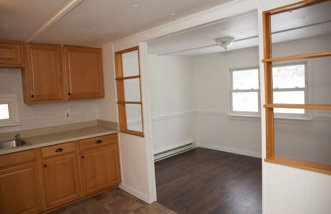 Photo - 44 Standish St