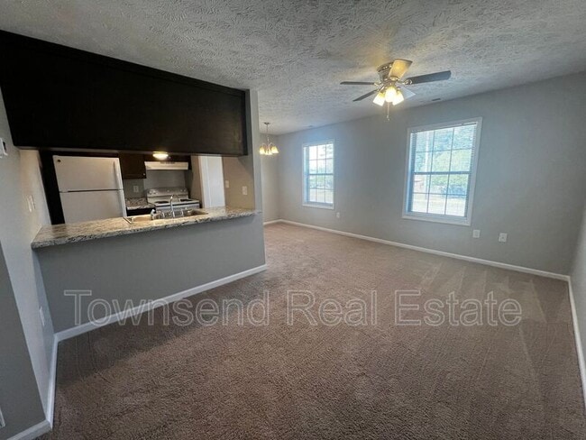 Photo - 1409 Ireland Dr