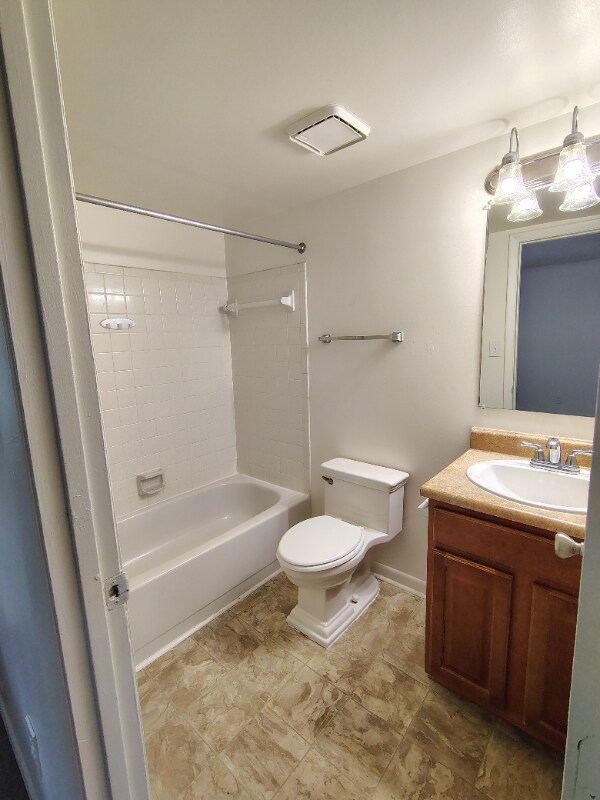 600 Reusens Rd Unidad Waitlist