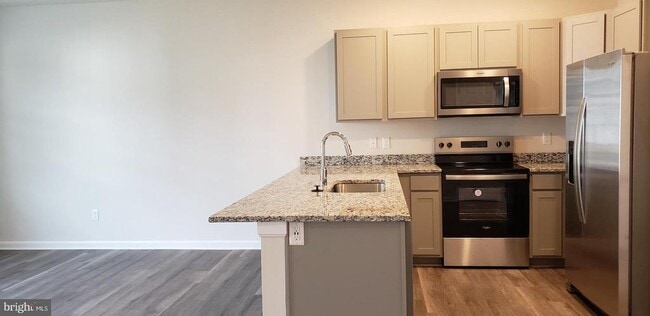 Photo - 164 Caterpillar Dr
