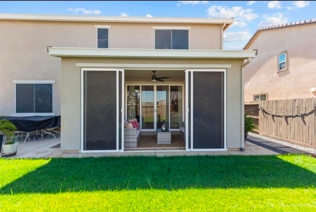 Photo - 2851 Ski Bch St