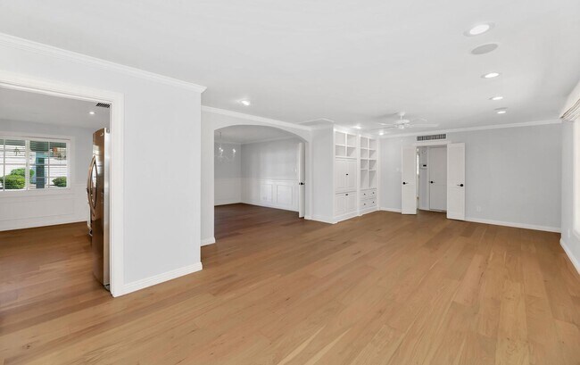 Photo - 4621 N 43rd St