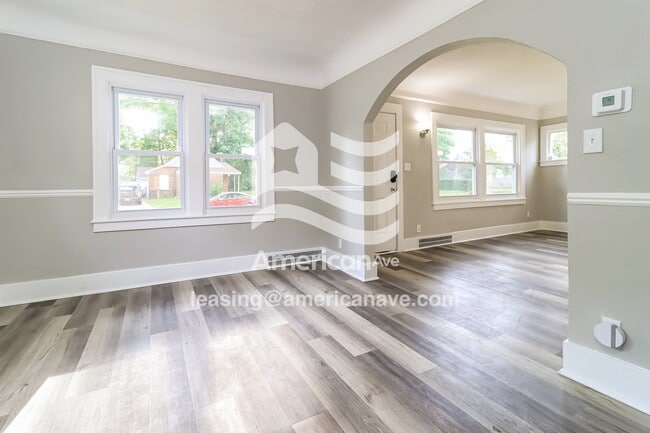 Photo - 53 Vinewood Ct