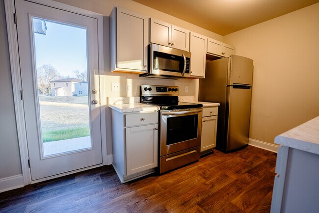 Photo - BRAND NEW 2 bedroom, 1.5 bathroom duplex i...