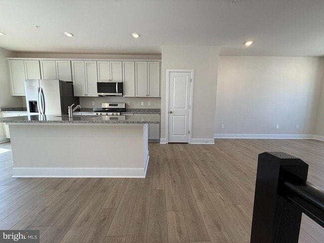 Photo - 7815 Barrensdale Rd