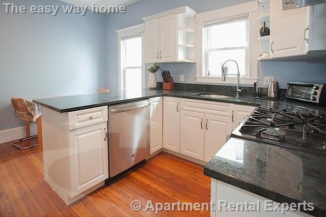 Photo - 50 Holyoke Rd Unit #1