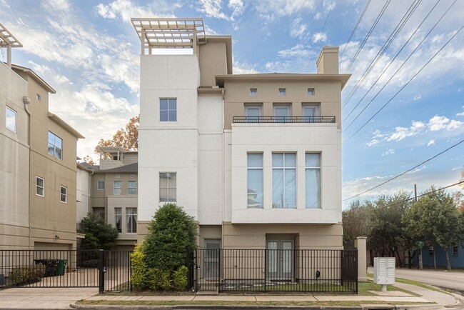 Building Photo - 2402 Morgan St Unit A