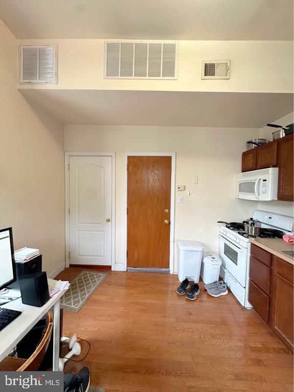 Photo - 3900 Terrace St Unit 3