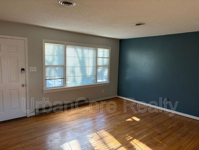 Photo - 808 N 30th St