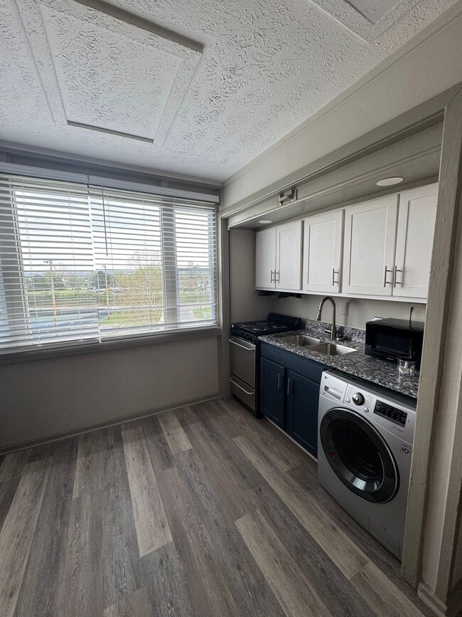 Photo - The Flats at Jackson Square -Studio, 1, & 2-Bedroom Flats and Lofts in Oak Ridge, TN