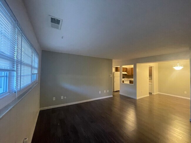 Photo - 5285 Portland St Unit 104