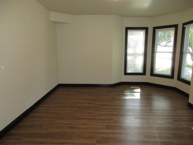 141 E Gorham St Unidad 1