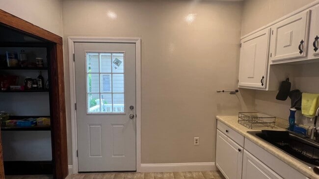 Photo - 75 Pearson Rd Unit 1