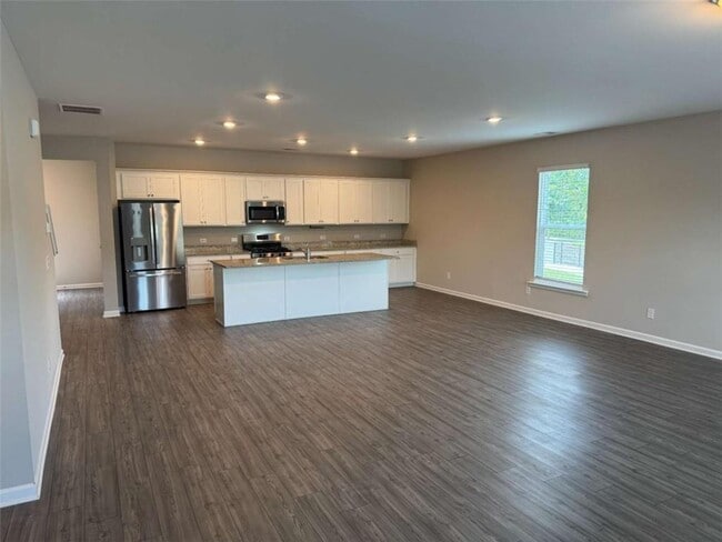 Photo - 312 Grey Falcon Ave