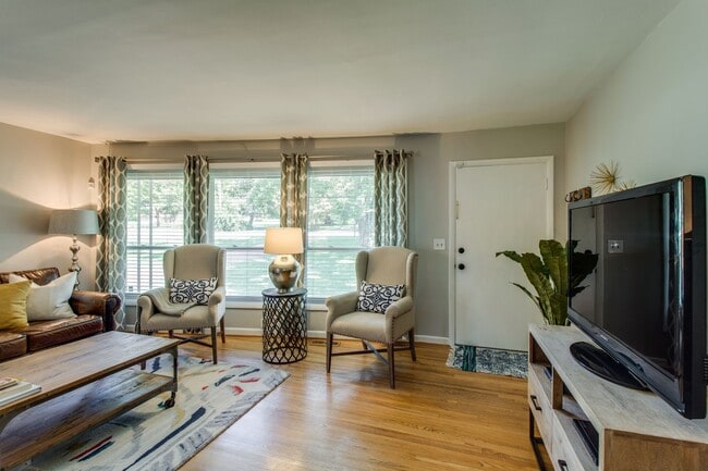 Photo - Crieve Hall Ranch with Studio