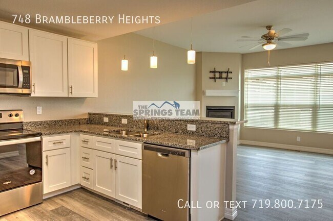 Photo - 748 Brambleberry Hts