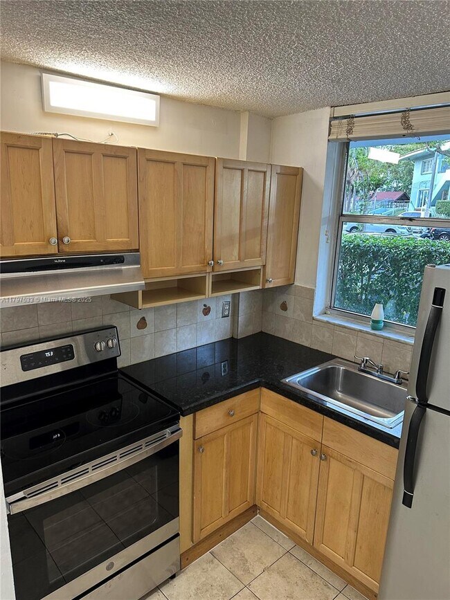 Photo - 1801 S Treasure Dr Unit 102