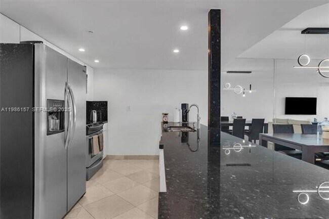 Photo - 1717 N Bayshore Dr Unit 1717 N Bayshore Dr # A-3332