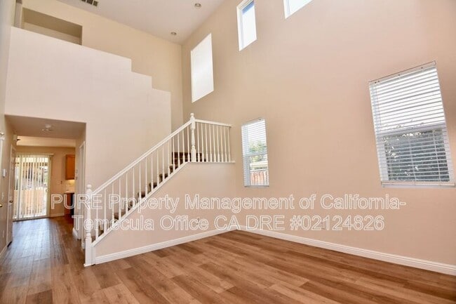 Photo - 38285 Sevilla Ave