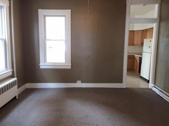 Photo - Milton -840 Unit 840-1 W Milton