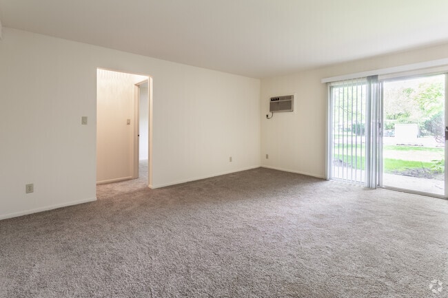 1BR,1BA,750SF - The Salem