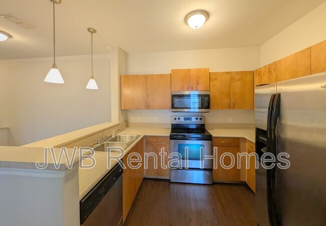 Photo - 8290 Gate Pkwy W Unit #816