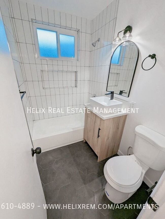 Photo - 1728 N Sierra Bonita Ave Unit 2