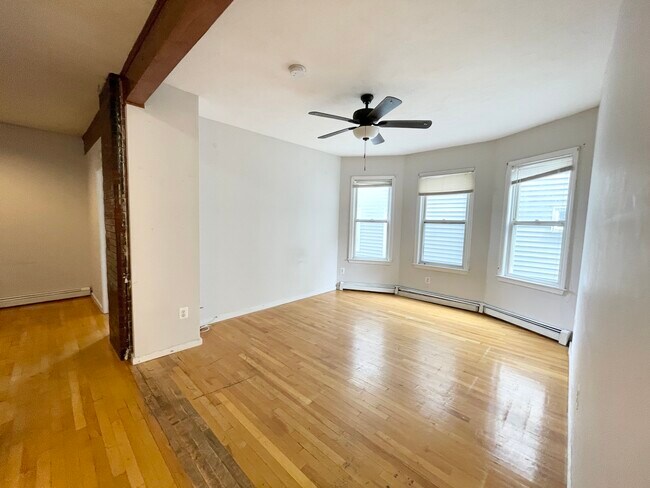 7 Iroquois St Unidad 2