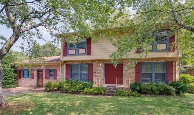 Building Photo - 11207 Crestfield Dr SE
