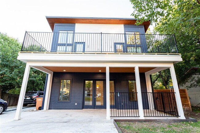 Photo - 2509 Del Curto Rd Townhome