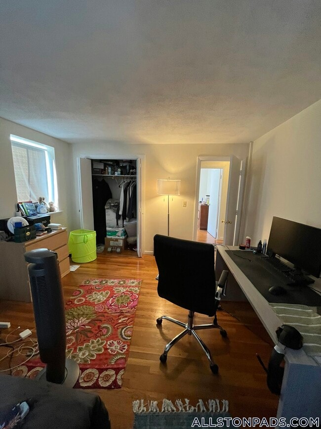 Building Photo - 88 Gardner St