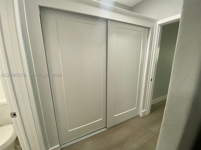 1015 Pennsylvania Ave Unit 27