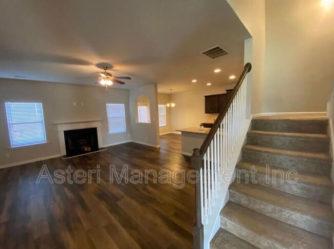 Photo - 300 Ousley Way