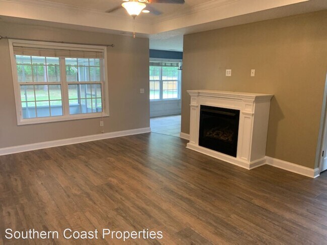 3 br, 2 bath House - 80 Pulaski Street Alquiler Para alquiler en