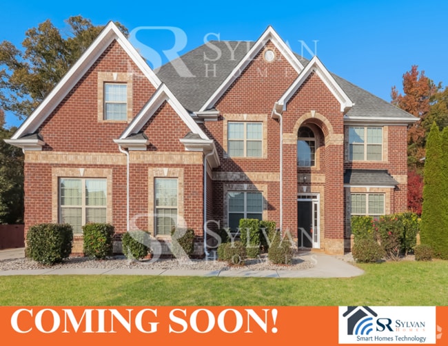 Building Photo - Immaculate 5 BR, 4.5 BA home is awaiting n...