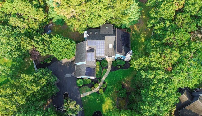 Photo - 209 Shady Knoll Ln