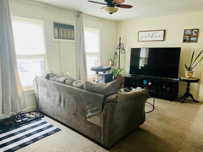 Photo - 33 Putnam St Unidad C