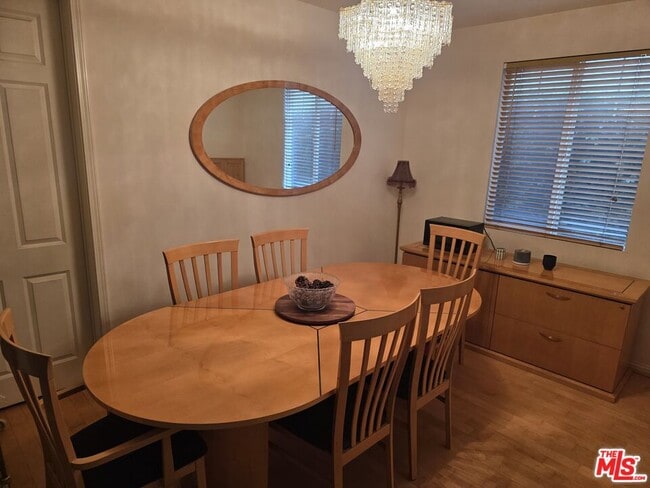 Photo - 4936 Beloit Ave