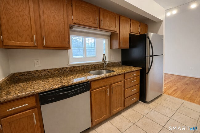 Photo - 114 Huckleberry Hill Rd