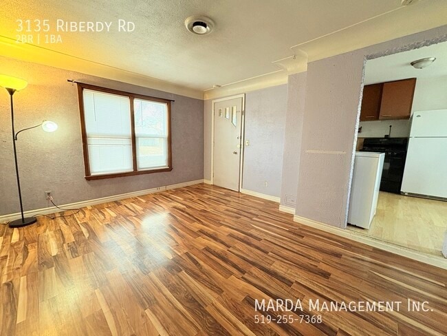 Photo - CHARMING 2 BED/1BATH BUNGALOW W/ POOL + UTILITIES