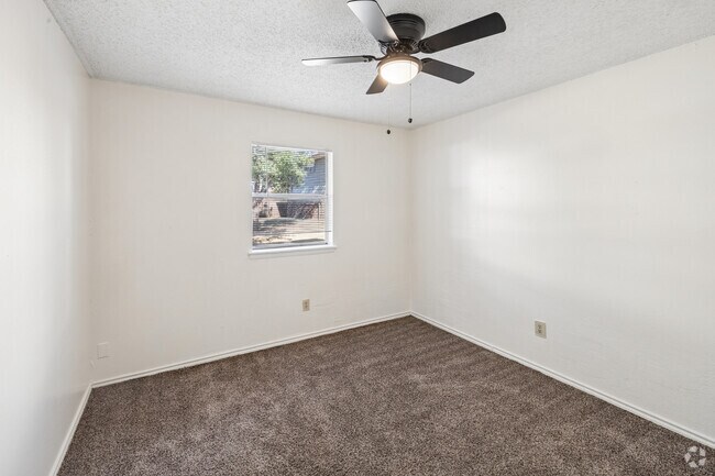 3BR, 1BA - 1,094SF - Second Bedroom