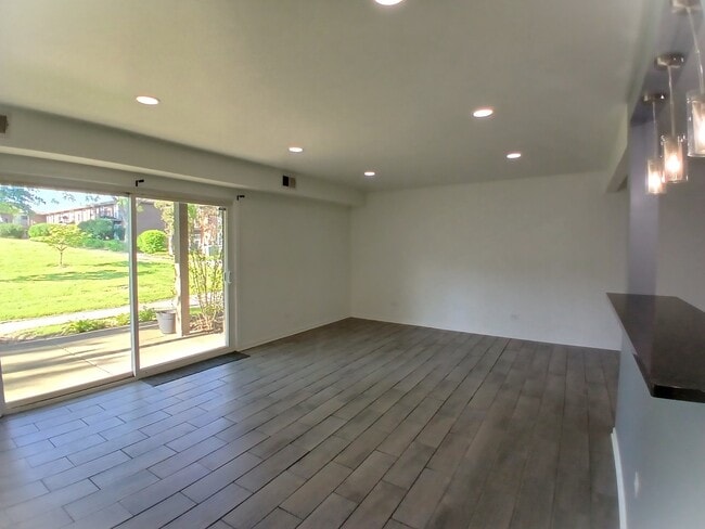 Photo - 2300 Beau Monde Ln Unit 103