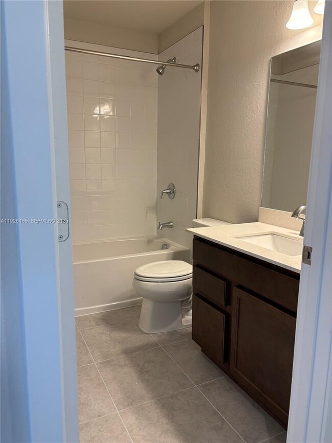 Photo - 551 NW 10th Ct